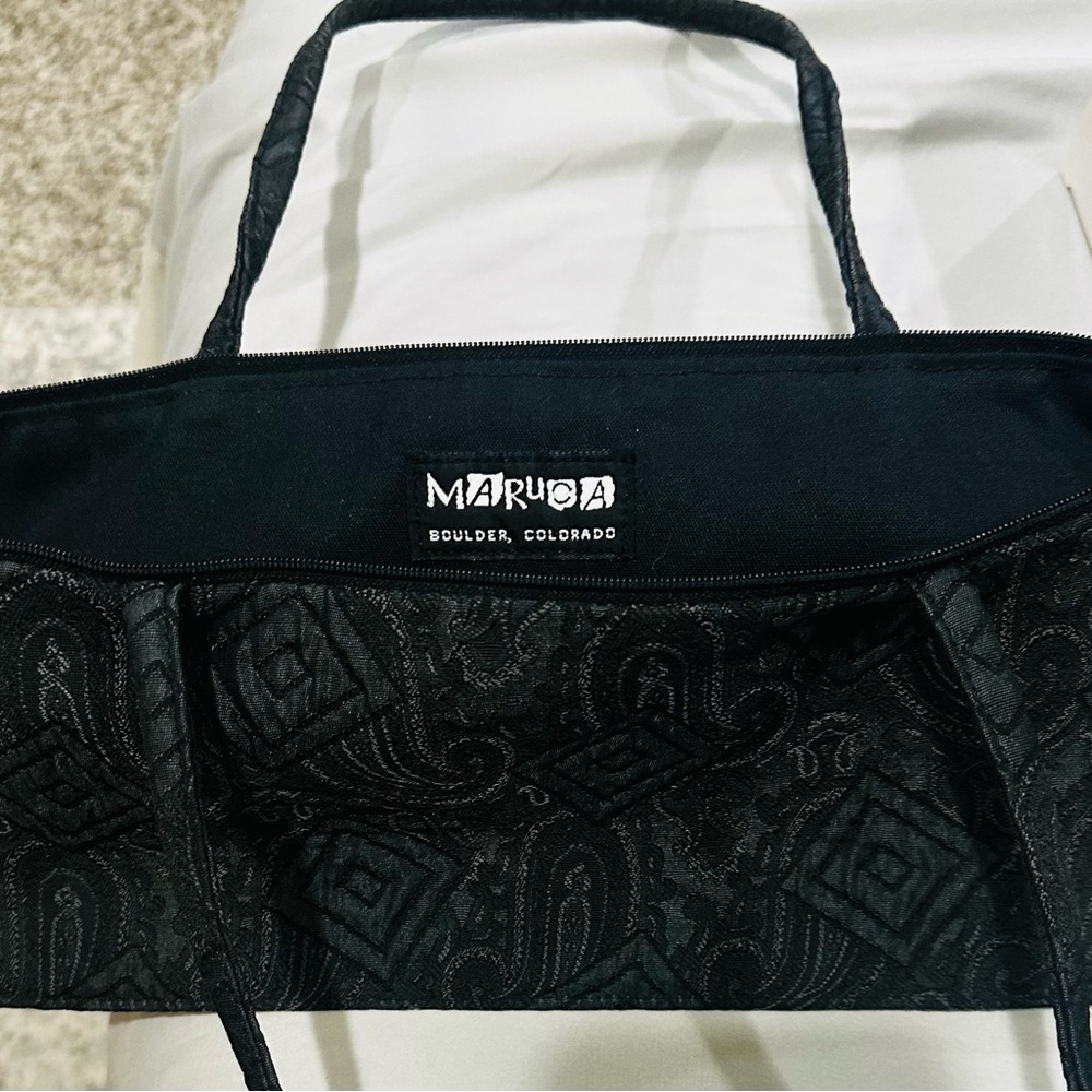 Maruca Boulder Colorado Black Tapestry Shoulder Bag 🖤✨ - Picture 8 of 10